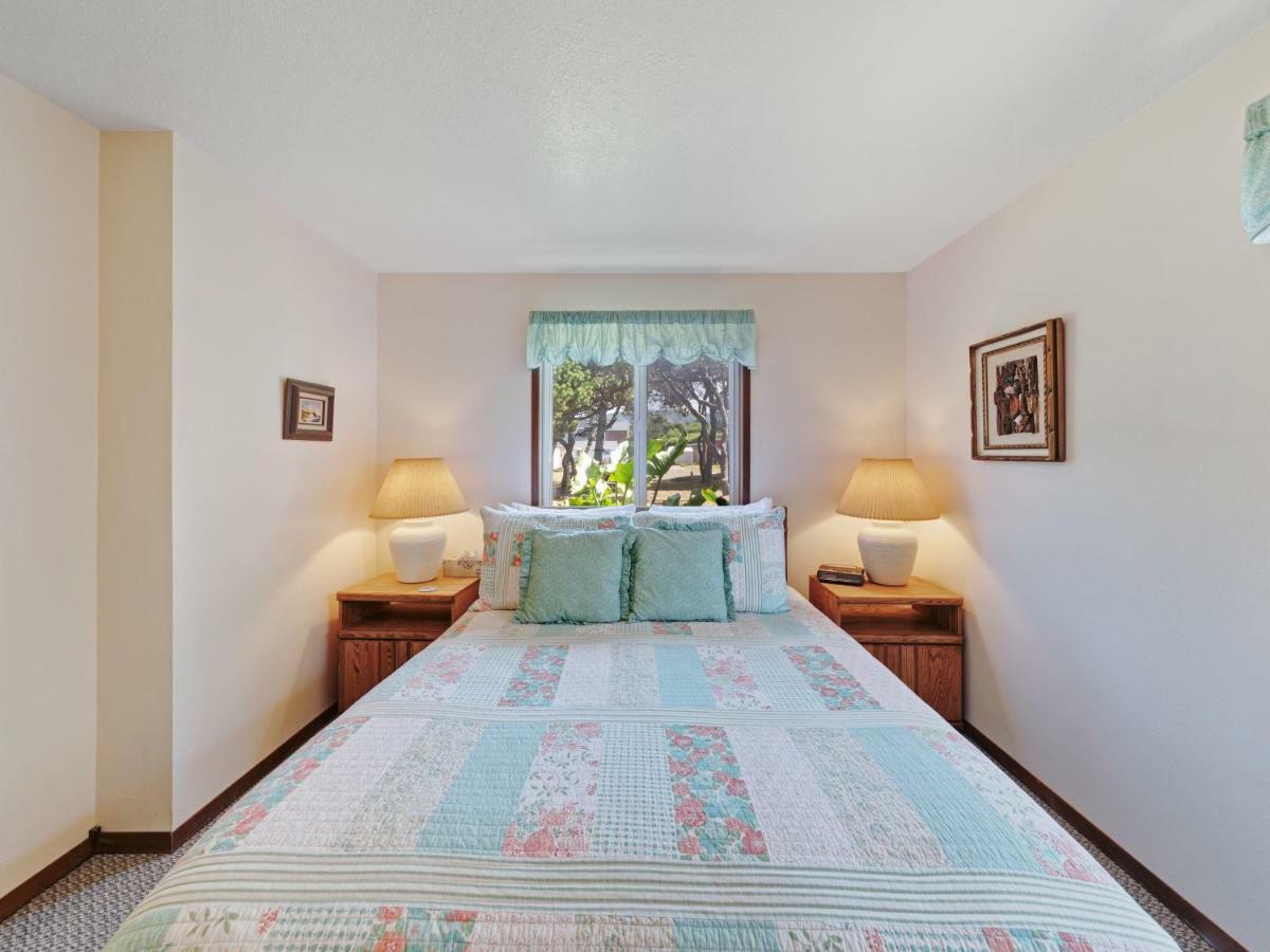 Ocean Waves Villa Gleneden Beach Exterior photo
